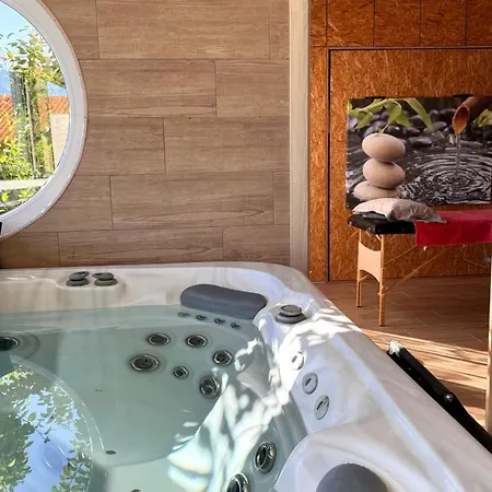 Pansiyon Quinta Oasis Eden Com Piscina, Spa E Sauna