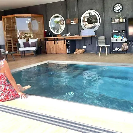 Quinta Oasis Eden Com Piscina, E Sauna *